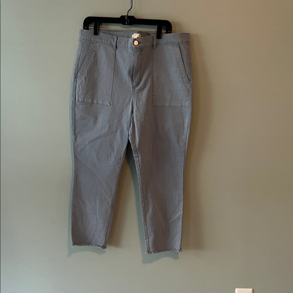 LOFT Skinny Cargos